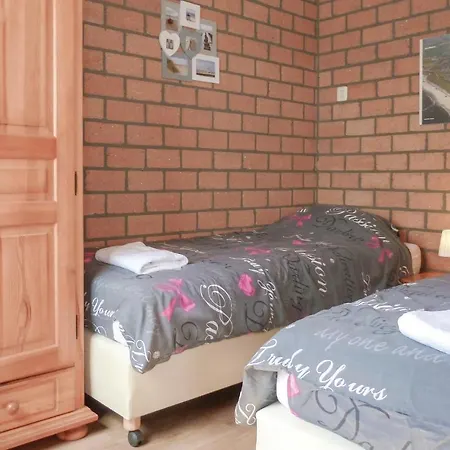 Three-bedroom In Holiday home *